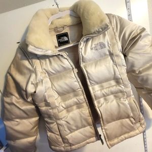 Size xs northface winter coat